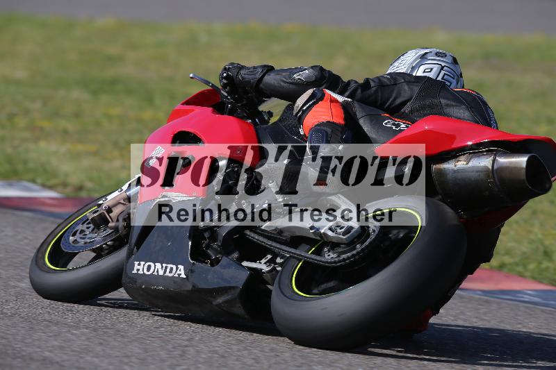 /Archiv-2023/10 21.04.2023 Discover the Bike ADR/Race 3 rot/277